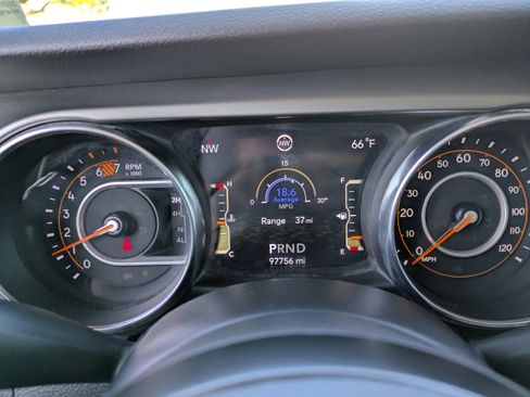 Used 2020 Jeep Wrangler Willys image 25