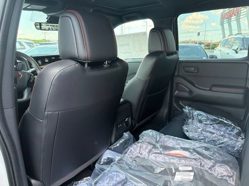 New 2026 Nissan Frontier PRO-4X w/ Pro Premium Package AWD/4WD image 15