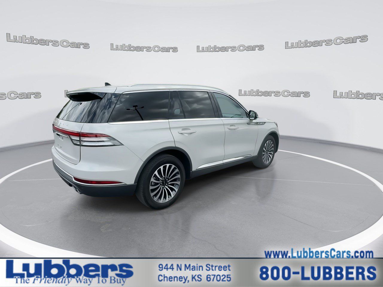 Used 2023 Lincoln Aviator 2WD w/ Premium Package image 8