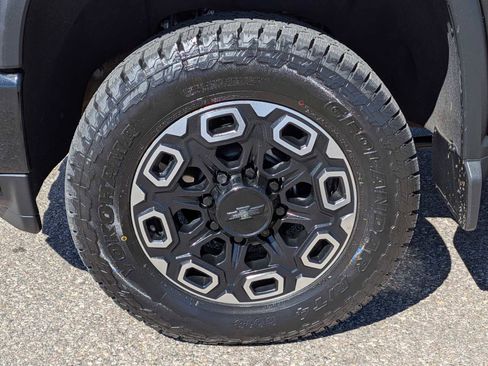 Used 2023 Chevrolet Silverado 3500 High Country w/ Z71 Off-Road Package AWD/4WD image 12