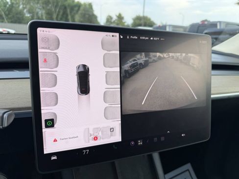 Used 2023 Tesla Model Y AWD image 31