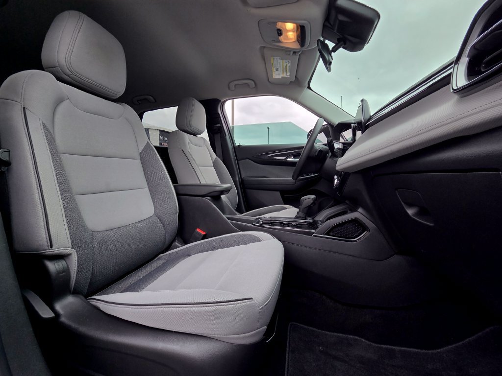 Used 2024 Chevrolet TrailBlazer LT w/ Driver Confidence Package FWD image 29
