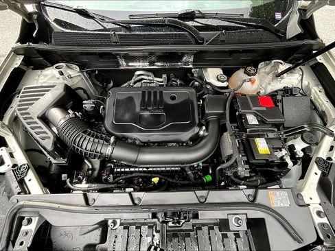 Used 2022 GMC Acadia SLT w/ Technology Package image 10