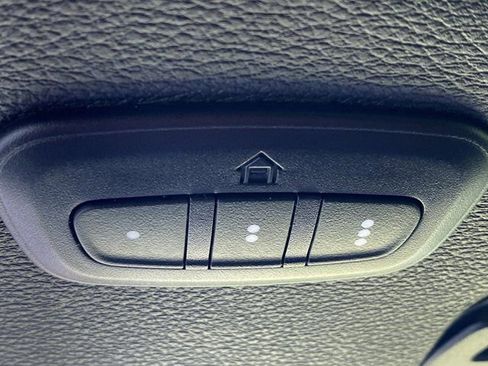 Used 2023 Jeep Wrangler Unlimited w/ Cold Weather Group AWD/4WD image 22