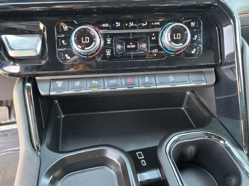 Used 2026 GMC Sierra 2500 AT4 AWD/4WD image 14