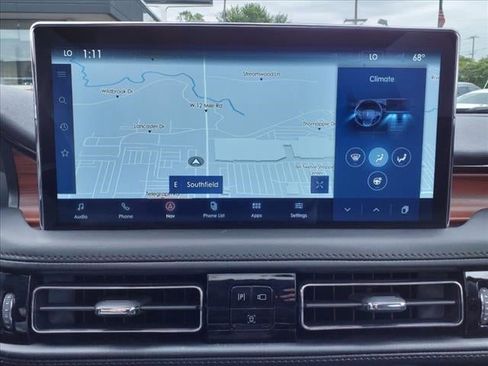 New 2022 Lincoln Nautilus Reserve image 38