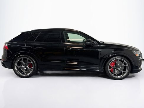 New 2026 Audi RS Q8 performance image 4