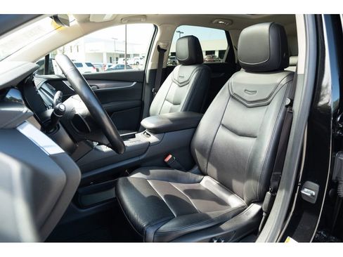 Used 2019 Cadillac XT5 Luxury AWD/4WD image 12