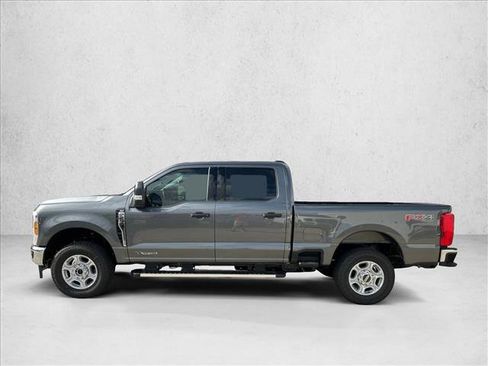 New 2026 Ford F250 XLT w/ FX4 Off-Road Package image 5