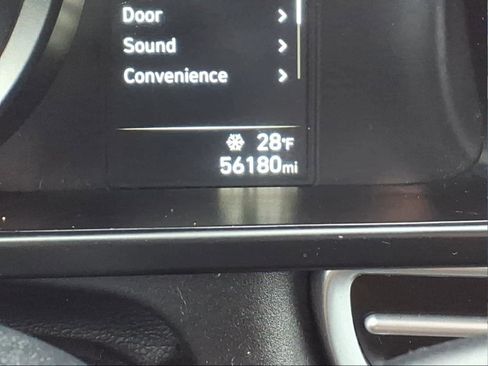 Used 2023 Hyundai Elantra SEL w/ Preferred Accessory Package image 21