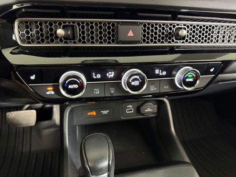 Certified 2023 Honda Civic EX image 24