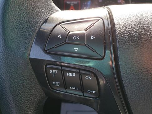 Used 2018 Ford Explorer XLT w/ Equipment Group 202A image 19