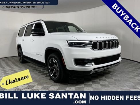 Used 2023 Jeep Wagoneer L Series III w/ Preferred Equipment Group image 1
