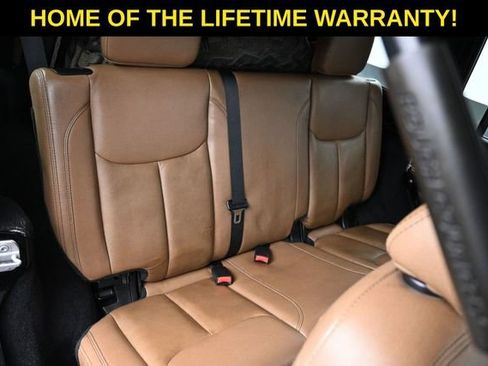 Used 2013 Jeep Wrangler Unlimited Rubicon w/ Connectivity Group AWD/4WD image 46