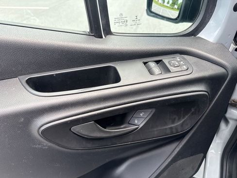 Used 2023 Mercedes-Benz Sprinter 1500 image 14