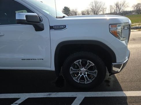 Used 2021 GMC Sierra 1500 SLE w/ X31 Off-Road Package AWD/4WD image 4