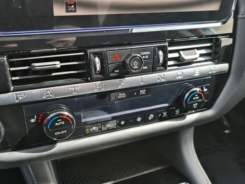 New 2026 Nissan Pathfinder SV image 30