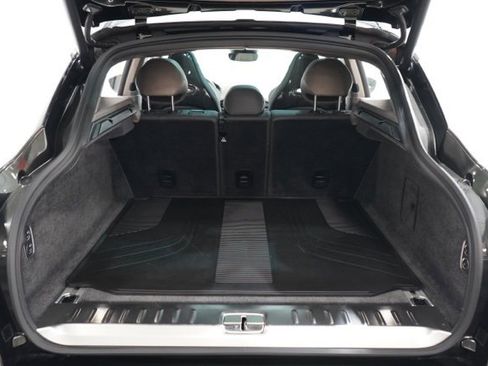 Used 2025 Aston Martin DBX 707 image 49