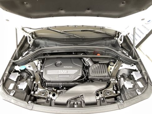 Certified 2023 BMW X2 sDrive28i w/ Convenience Package FWD image 32