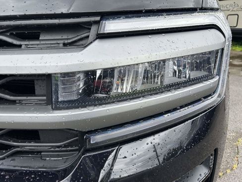 Used 2023 Ford Expedition XLT RWD image 11