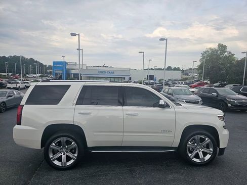 Used 2019 Chevrolet Tahoe Premier AWD/4WD image 9