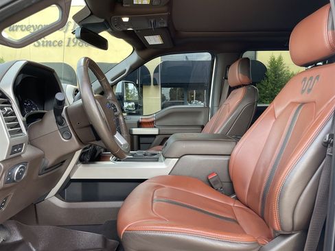 Used 2021 Ford F250 King Ranch w/ King Ranch Ultimate Package AWD/4WD image 23
