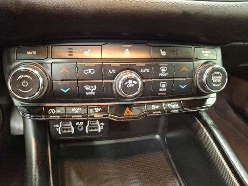 Used 2022 Dodge Durango GT w/ Blacktop Package image 24