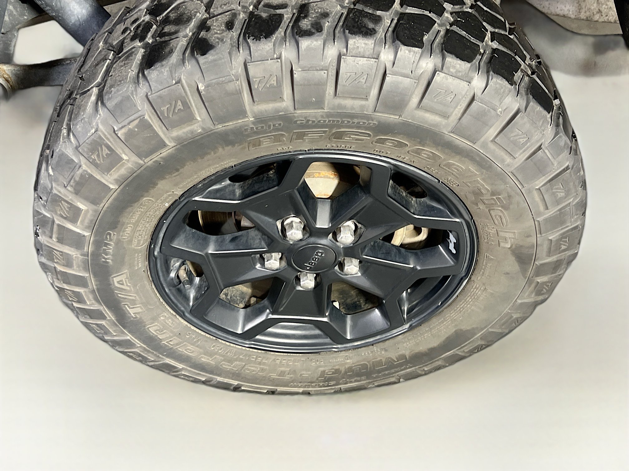 Used 2023 Jeep Gladiator Sport AWD/4WD image 30
