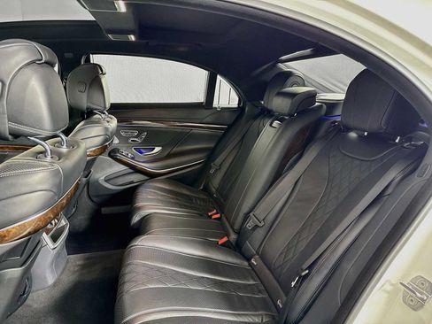 Used 2018 Mercedes-Benz S 560 4MATIC Sedan image 22