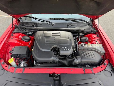 Used 2016 Dodge Challenger SXT Plus image 16