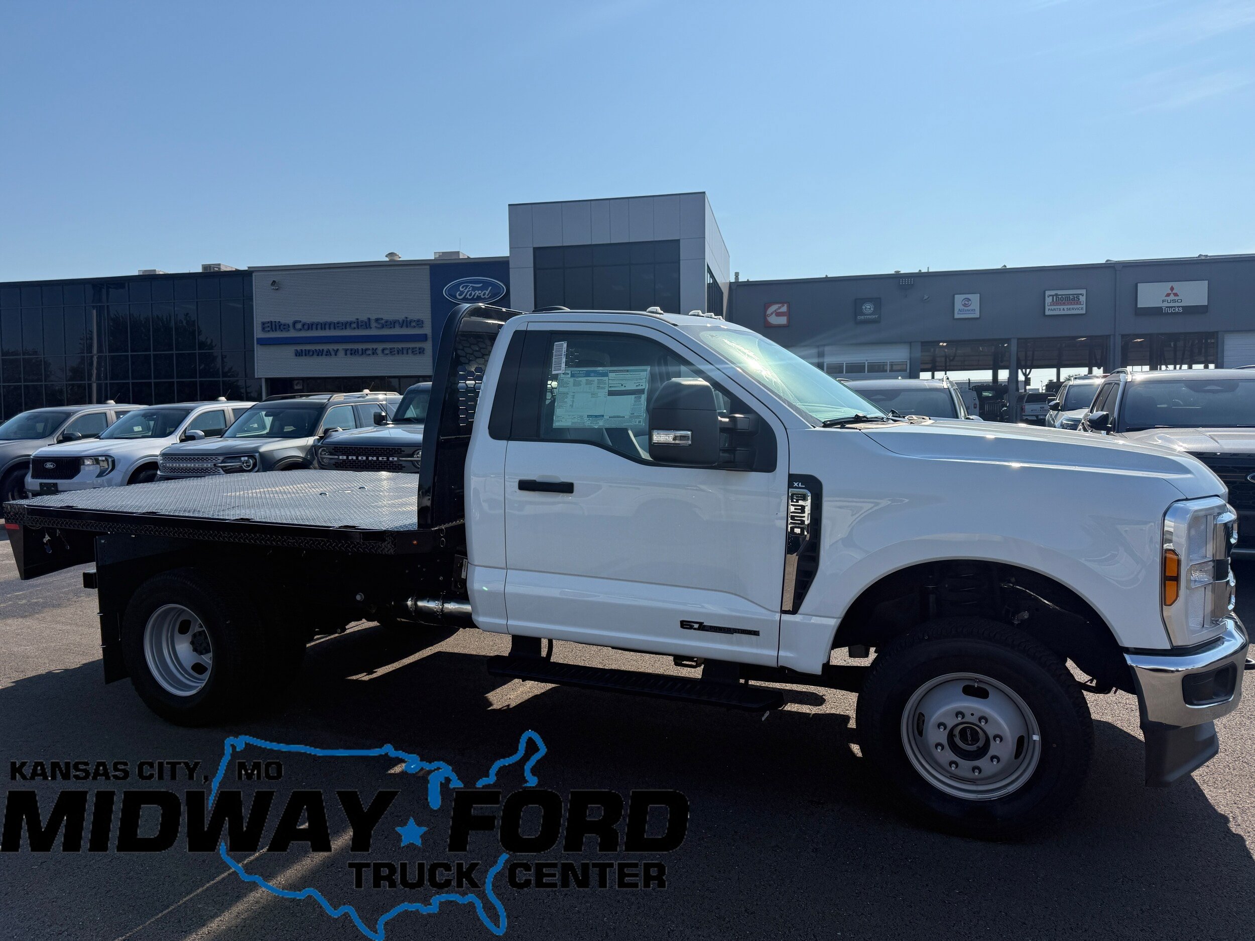 New 2025 Ford F350 XL w/ XL Chrome Package AWD/4WD image 1