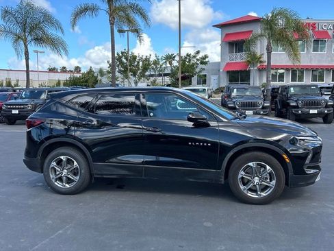 Used 2025 Chevrolet Blazer LT image 7