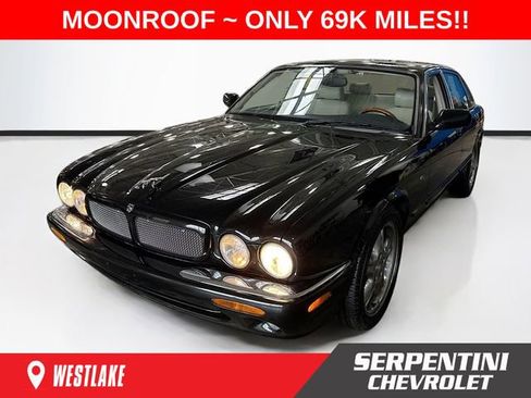Used 1999 Jaguar XJ8 image 1