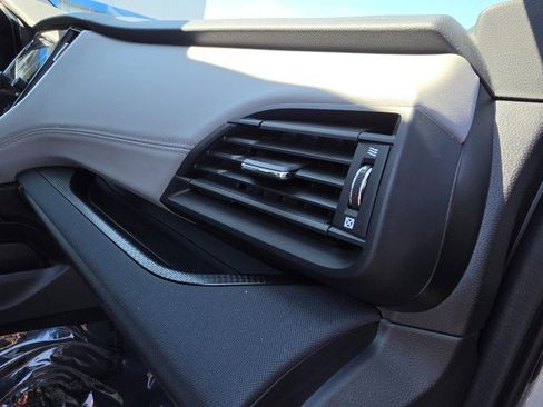 Used 2023 Subaru Outback Premium image 14