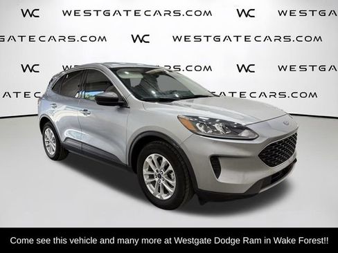 Used 2022 Ford Escape SE w/ Convenience Package image 2