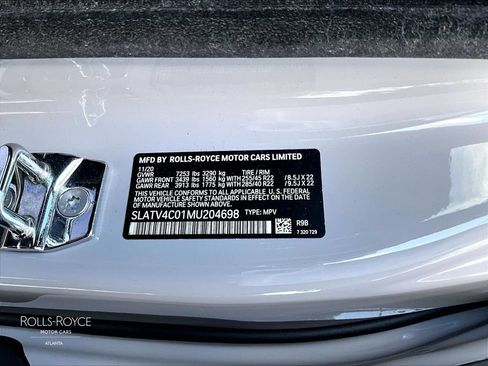 Certified 2021 Rolls-Royce Cullinan AWD/4WD image 27