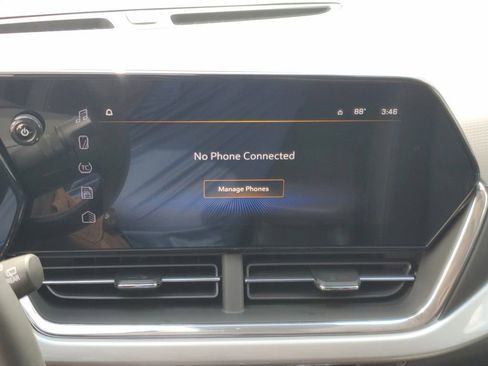 New 2026 Chevrolet Trax LT w/ Driver Confidence Package FWD image 23