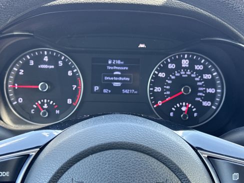Used 2019 Kia Forte LXS FWD image 4