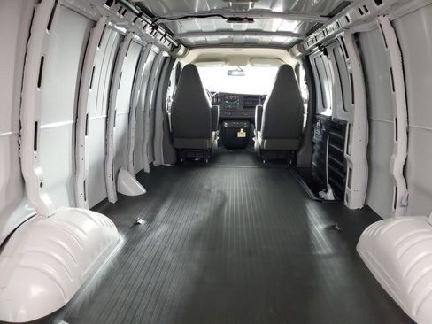 New 2026 Chevrolet Express 3500 Extended w/ Driver Convenience Package RWD image 13