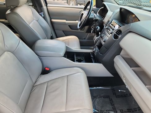 Used 2013 Honda Pilot Touring image 19