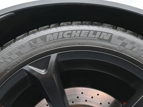 Used 2012 Chevrolet Corvette Grand Sport w/ 3LT Preferred Equipment Group image 33