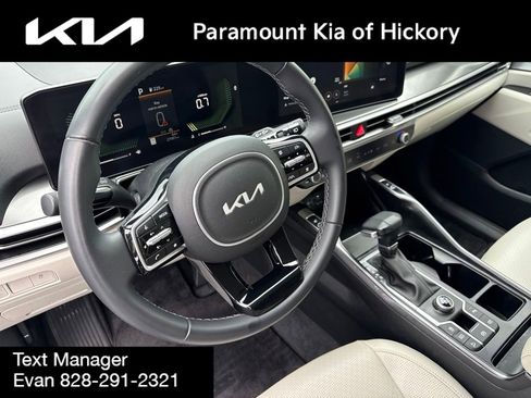 Used 2025 Kia Sorento S w/ Panoramic Sunroof Package FWD image 24