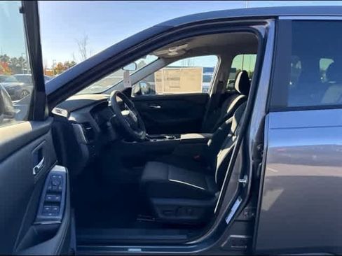 New 2026 Nissan Rogue SV w/ Cold Weather Package image 11