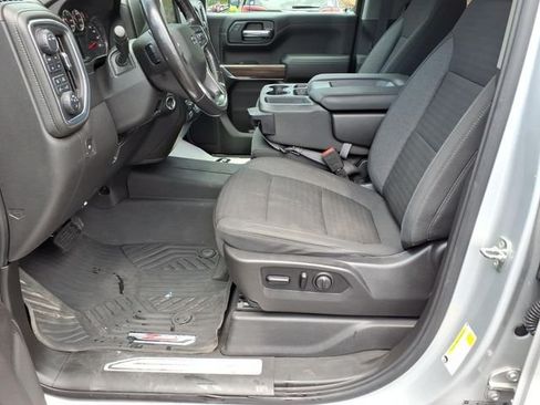 Used 2020 Chevrolet Silverado 1500 LT Trail Boss w/ Convenience Package AWD/4WD image 17