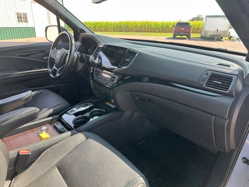 Used 2022 Honda Pilot Black Edition image 33