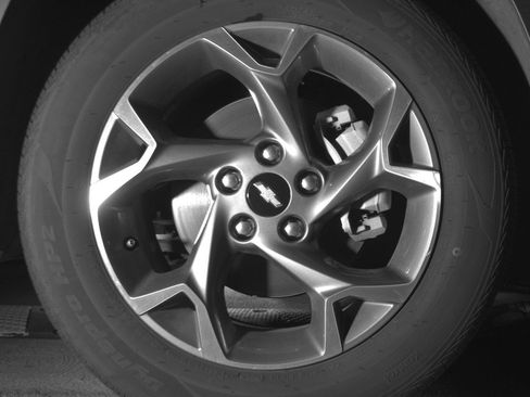 Used 2025 Chevrolet Trax LT image 13