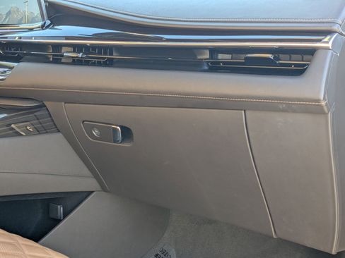 Used 2021 Cadillac Escalade Sport w/ Driver Assist Tech Package image 22