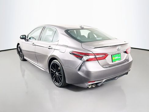 Used 2024 Toyota Camry XSE FWD image 7