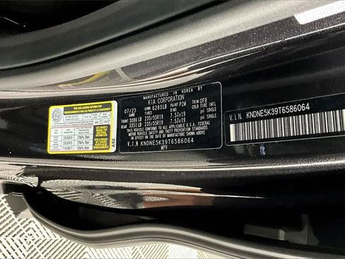 New 2026 Kia Carnival SX Prestige image 9