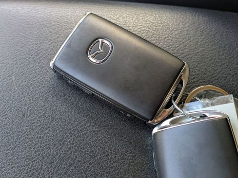 Used 2020 MAZDA CX-5 Touring image 28